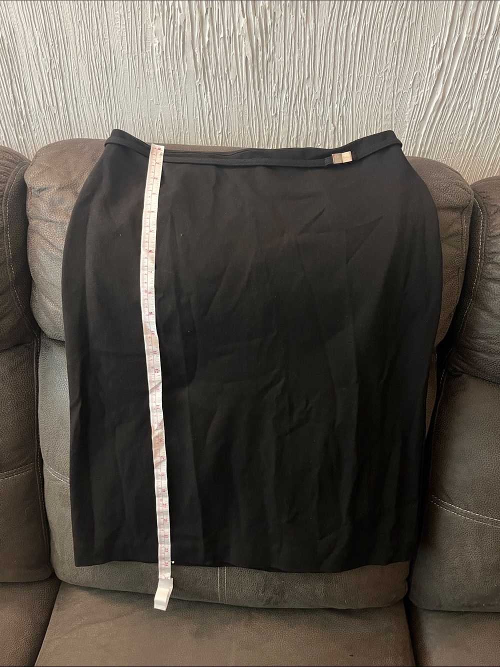 GAP Black Midi Skirt - Sleek Pencil Style